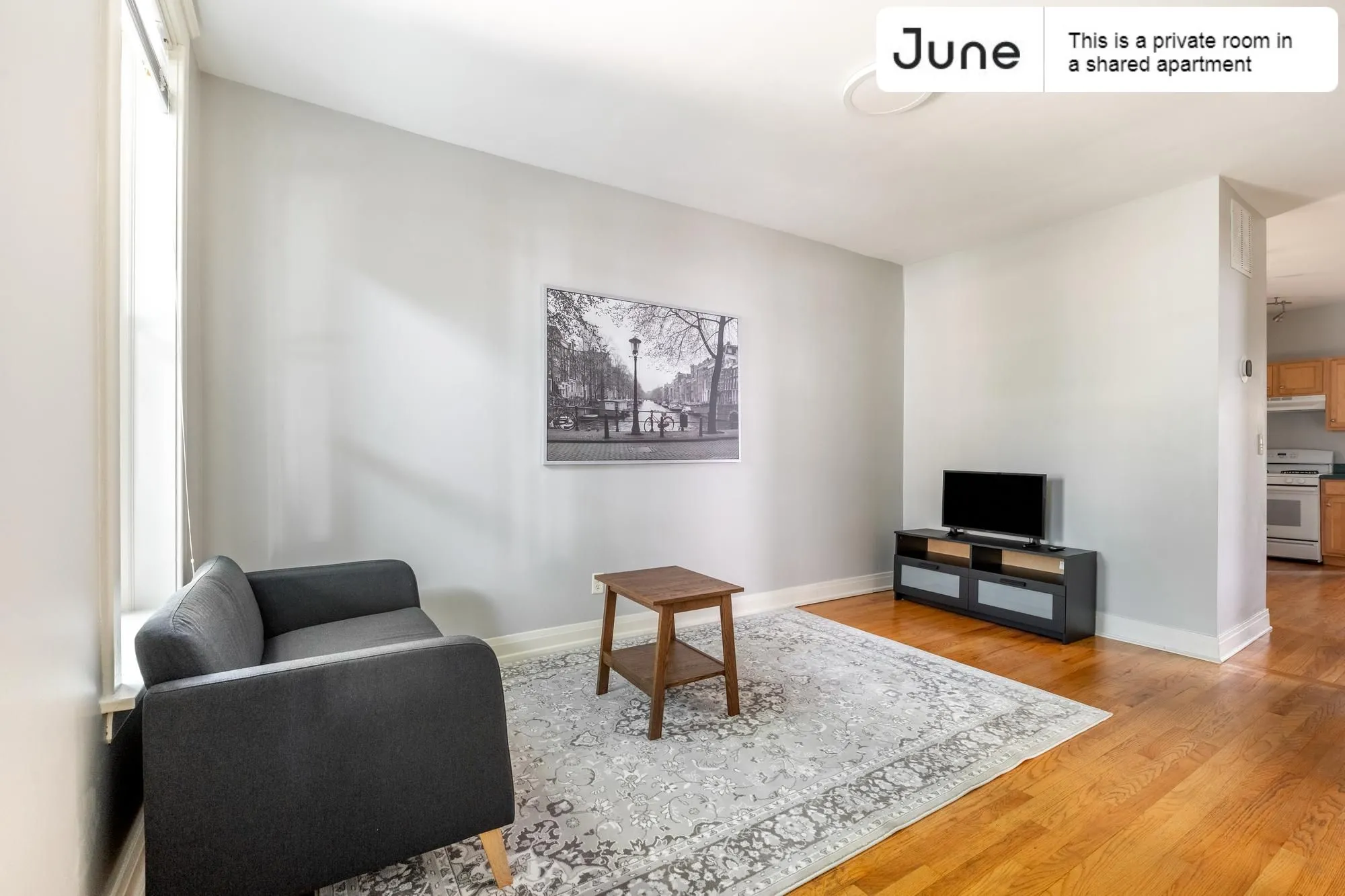 2321 W BARRY AVE 60618-Room For Rent-unit#Apt1-Chicago-IL
