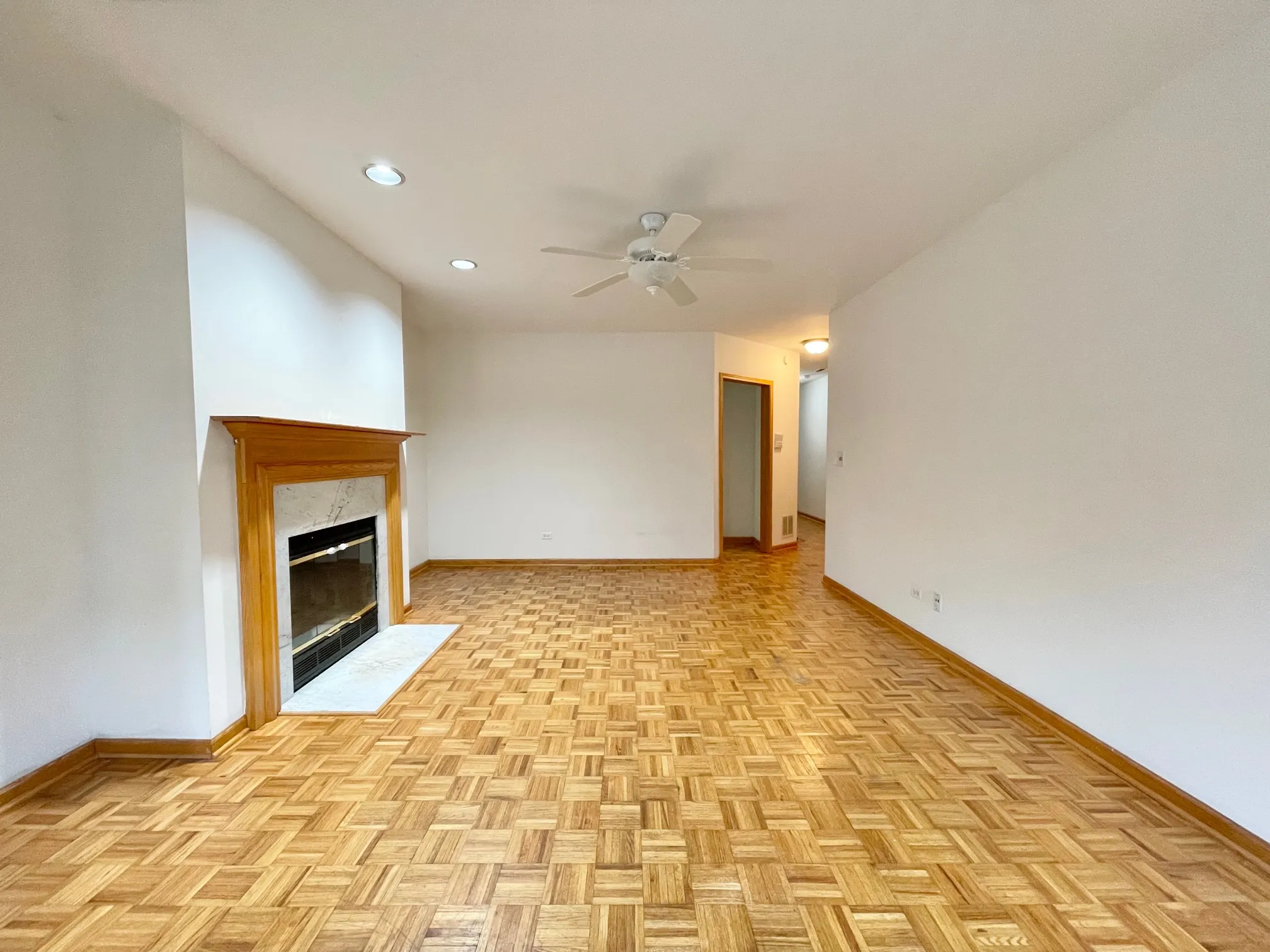 4103 N KENMORE AVE 60613-unit#GARDN-Chicago-IL